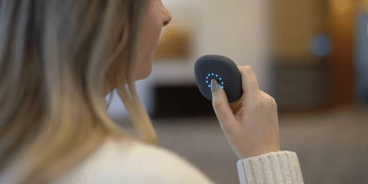 A Marriott employee using Relay.