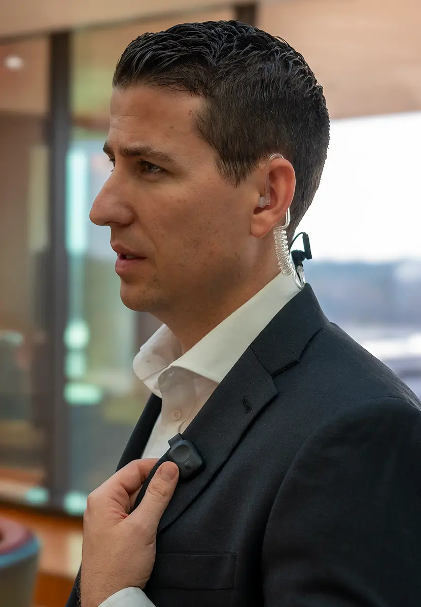 Relay devices enabling real-time team communication and safety coordination in casinos environments